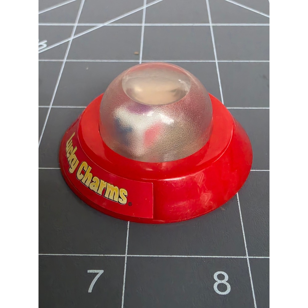 Vintage 2000 Lucky Charms General Mills Cereal Prize Fortune Teller Toy Red